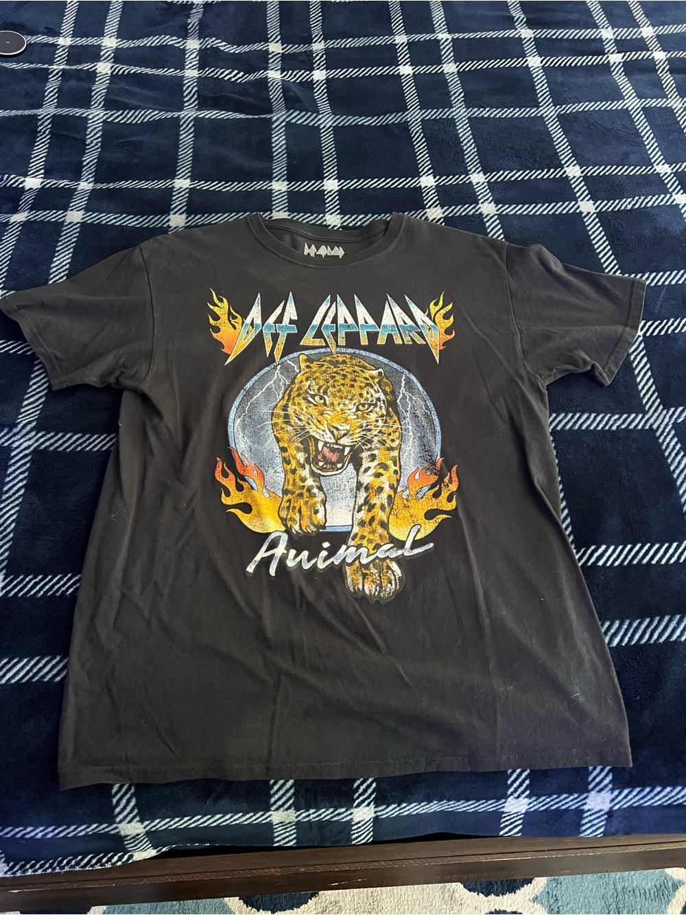 Black Tiger Graphic T Shirt Size Medium